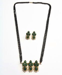 peacock design pendant with pearl border, and matching earrings