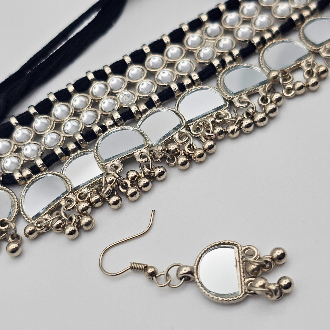 Oxidized Necklace Set with Matching Earrings - Image 3