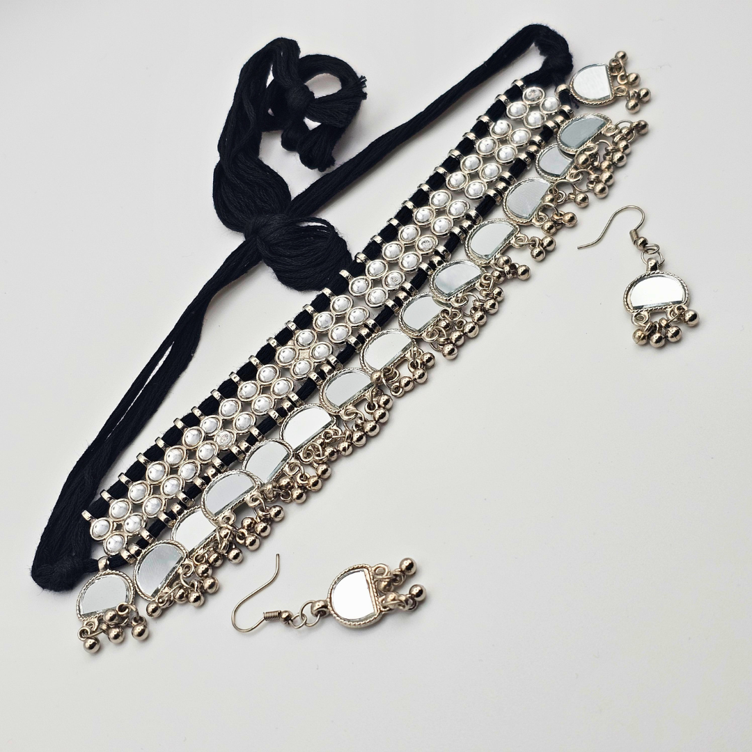 Oxidized Necklace Set with Matching Earrings - Image 4